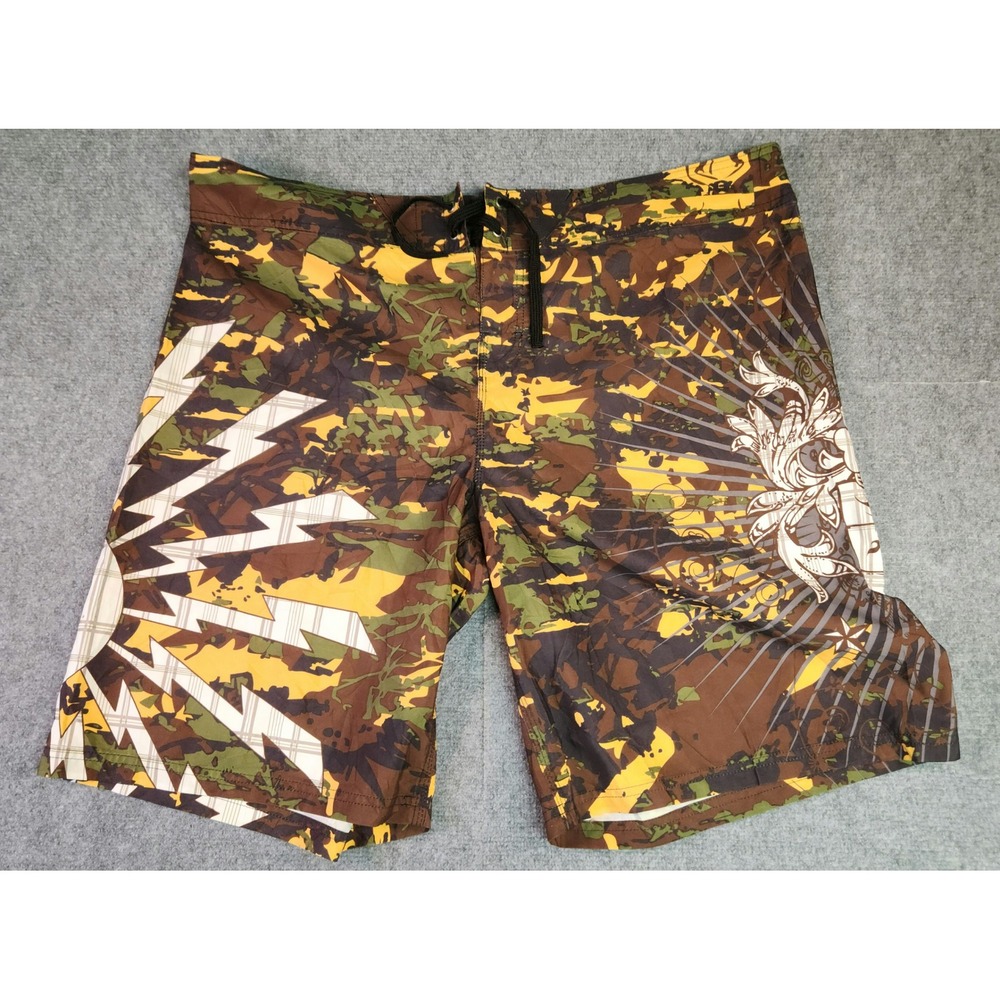 KUHL Board Shorts Mens XL Brown Camo Graphic Print Lace-Up EUC